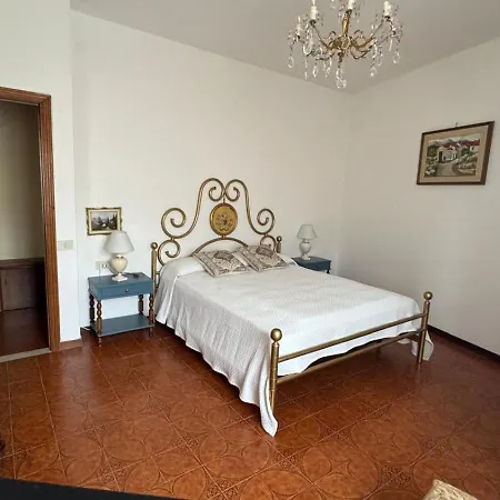 빌라 La Via Delle Rose 템피오파우사니아