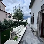 La Via Delle Rose Vila *
