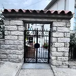 La Via Delle Rose *
