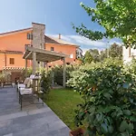 Vila La Via Delle Rose