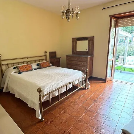 La Via Delle Rose Villa