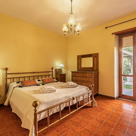 La Via Delle Rose Villa